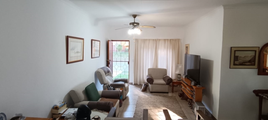 2 Bedroom Property for Sale in White River Mpumalanga