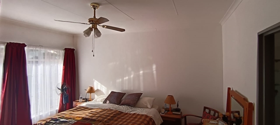 2 Bedroom Property for Sale in White River Mpumalanga