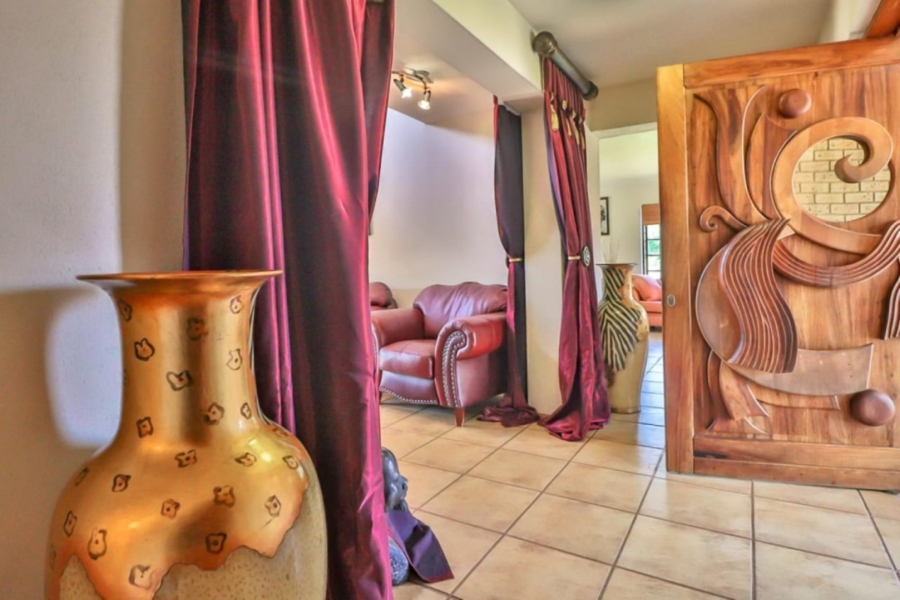 5 Bedroom Property for Sale in White River Mpumalanga