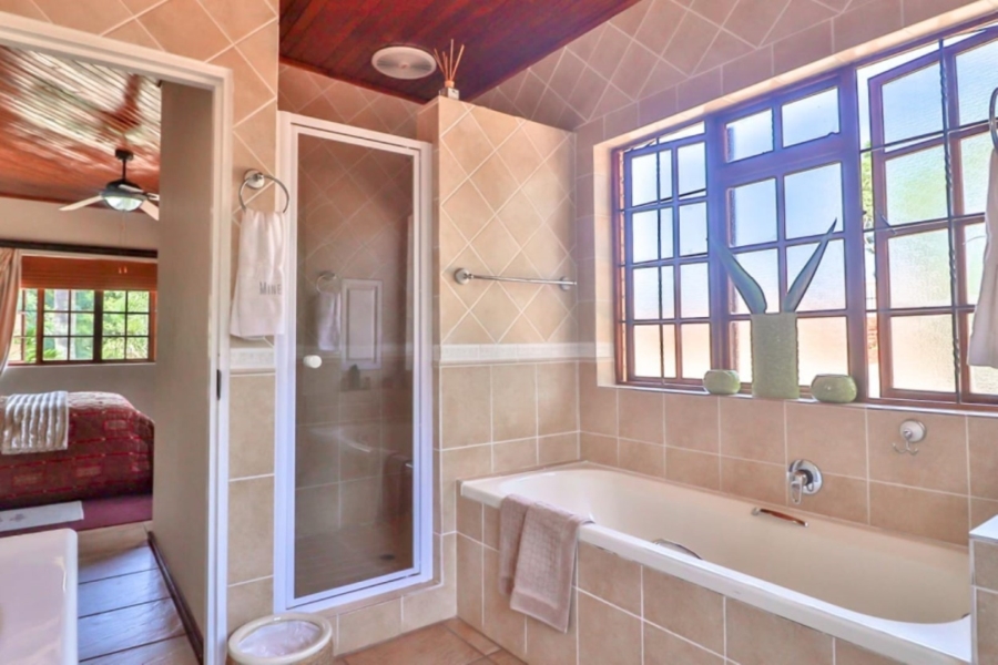 5 Bedroom Property for Sale in White River Mpumalanga