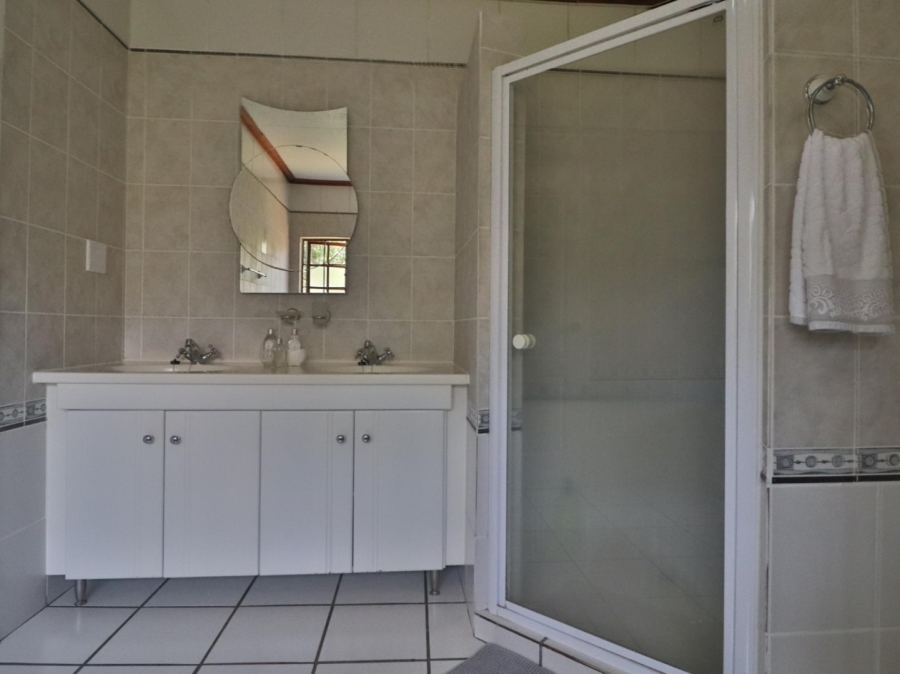 5 Bedroom Property for Sale in White River Mpumalanga