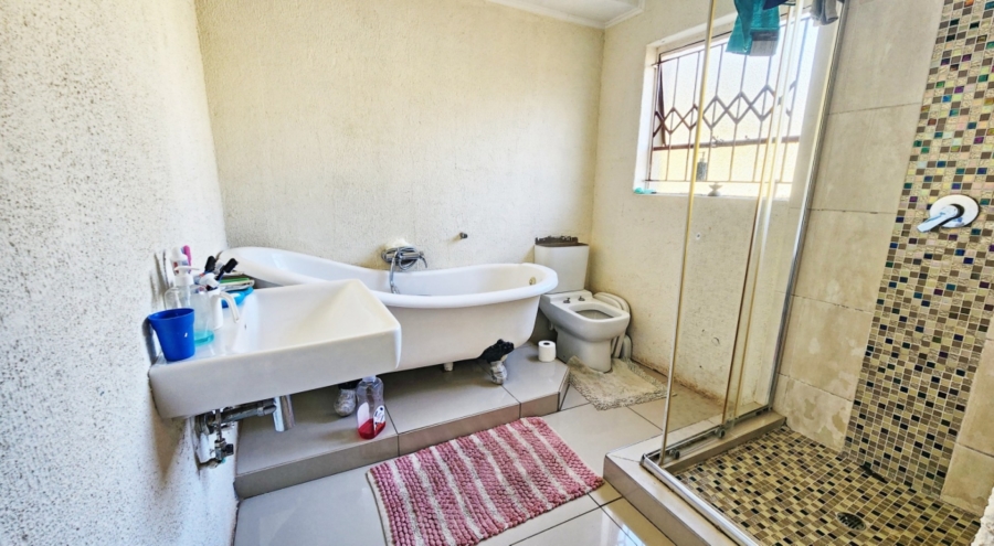 3 Bedroom Property for Sale in Malelane Mpumalanga