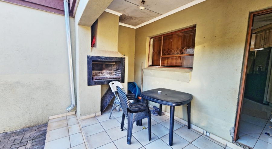 3 Bedroom Property for Sale in Malelane Mpumalanga