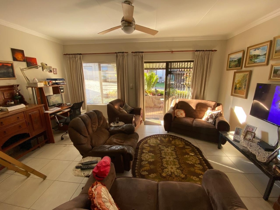 2 Bedroom Property for Sale in White River Mpumalanga