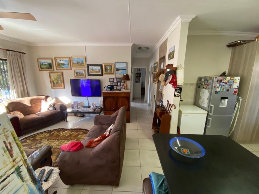 2 Bedroom Property for Sale in White River Mpumalanga