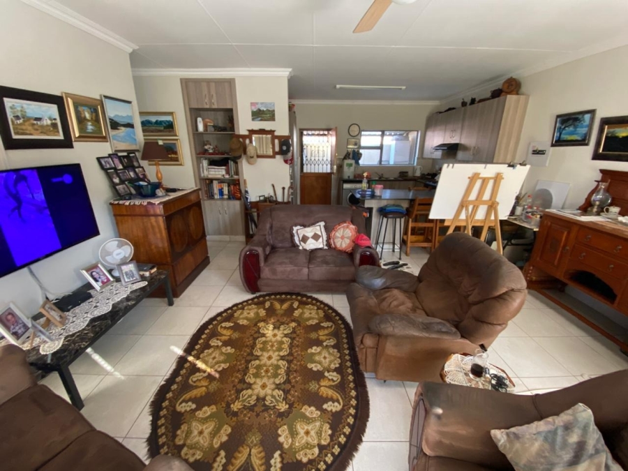 2 Bedroom Property for Sale in White River Mpumalanga