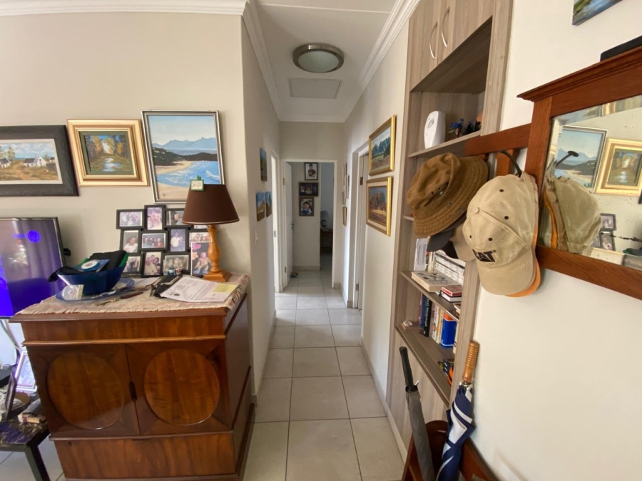 2 Bedroom Property for Sale in White River Mpumalanga