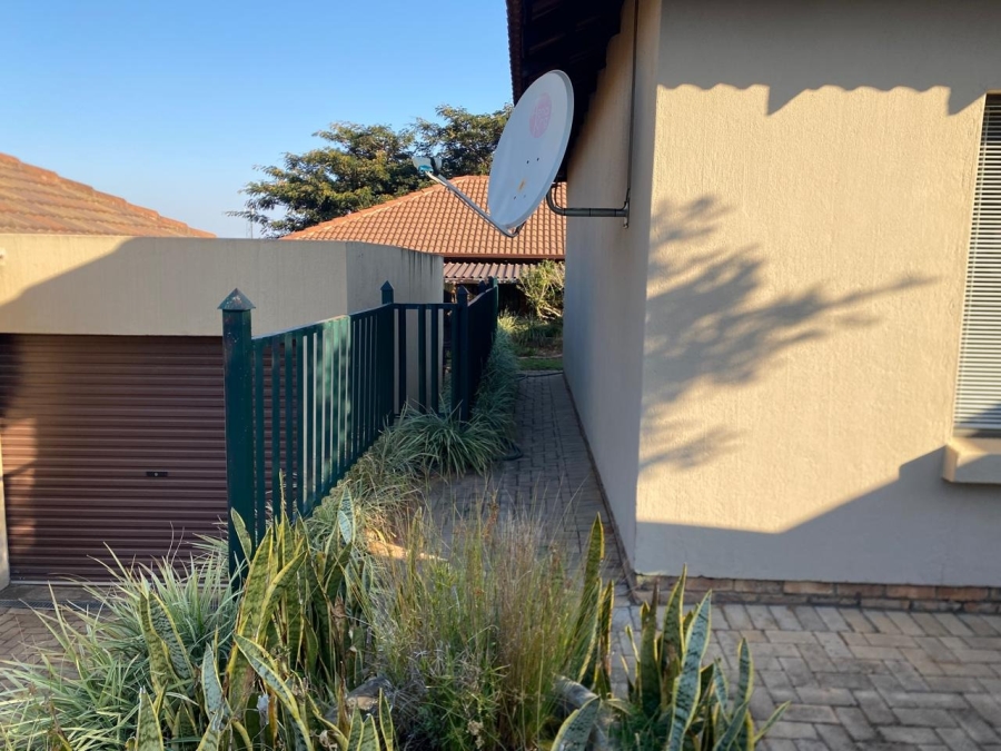 2 Bedroom Property for Sale in White River Mpumalanga