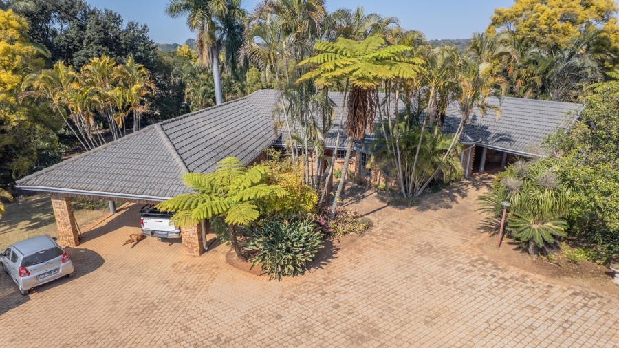 5 Bedroom Property for Sale in White River Estates Mpumalanga