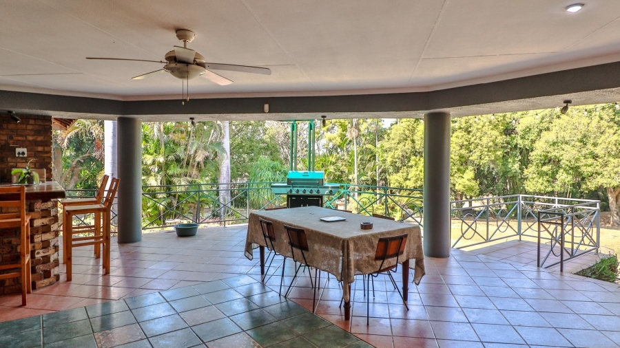 5 Bedroom Property for Sale in White River Estates Mpumalanga