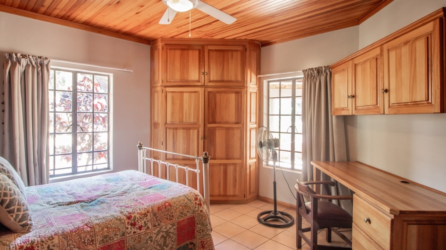 5 Bedroom Property for Sale in White River Estates Mpumalanga