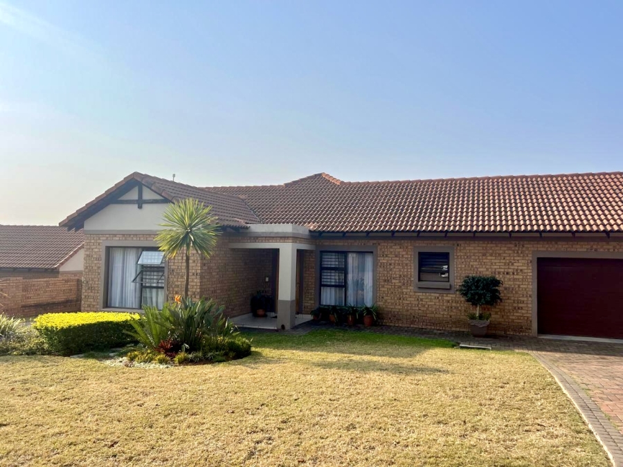 3 Bedroom Property for Sale in Bateleur Estate Mpumalanga