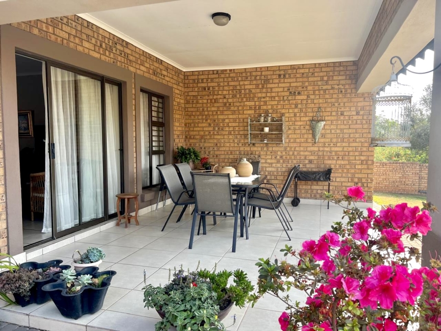3 Bedroom Property for Sale in Bateleur Estate Mpumalanga