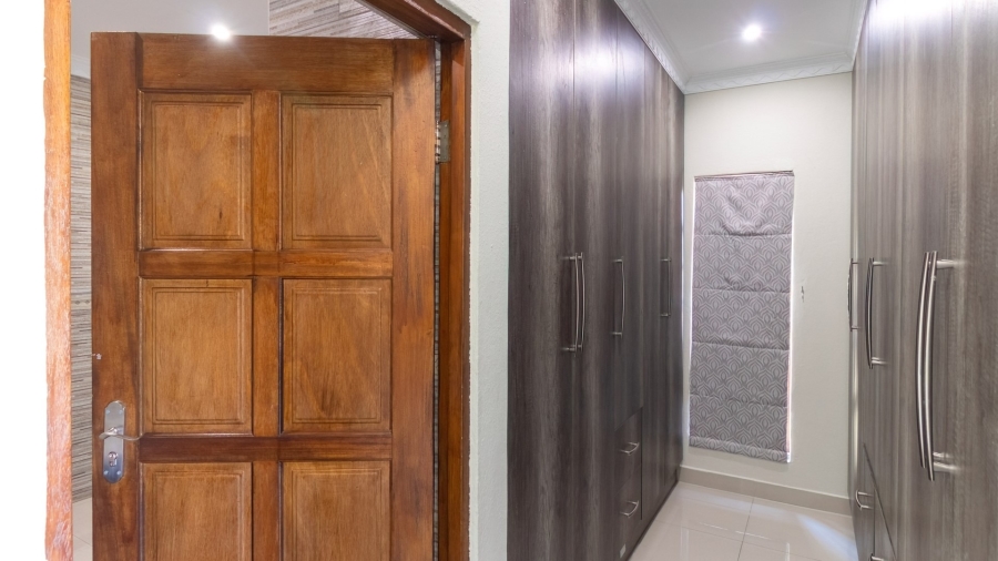 5 Bedroom Property for Sale in Wild Fig Country Estate Mpumalanga