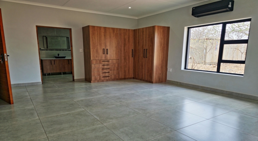3 Bedroom Property for Sale in Marloth Park Mpumalanga