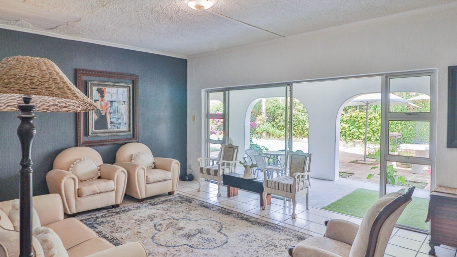 8 Bedroom Property for Sale in Colts Hill Mpumalanga