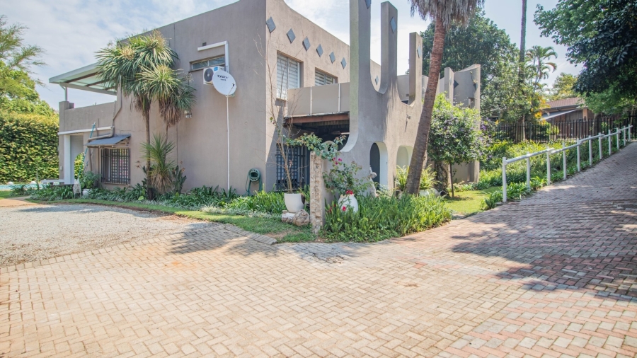 8 Bedroom Property for Sale in Colts Hill Mpumalanga