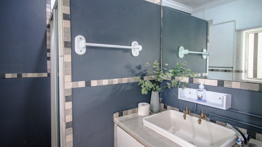 8 Bedroom Property for Sale in Colts Hill Mpumalanga