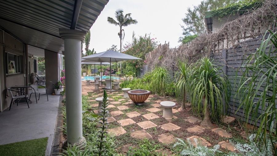 8 Bedroom Property for Sale in Colts Hill Mpumalanga