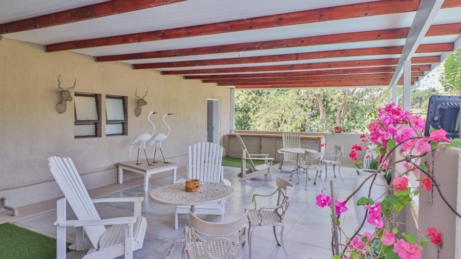 8 Bedroom Property for Sale in Colts Hill Mpumalanga