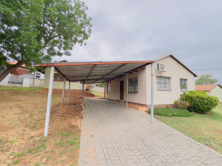 2 Bedroom Property for Sale in Karino Mpumalanga