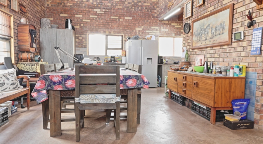 3 Bedroom Property for Sale in Marloth Park Mpumalanga