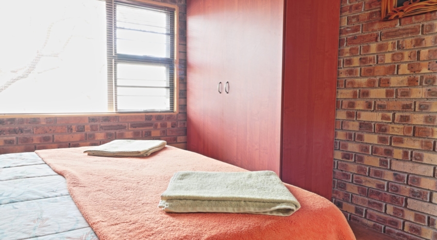 3 Bedroom Property for Sale in Marloth Park Mpumalanga