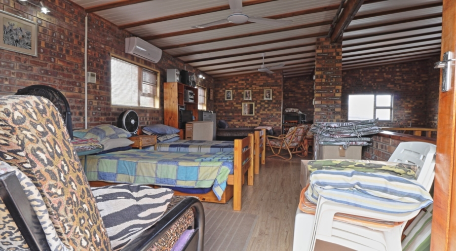 3 Bedroom Property for Sale in Marloth Park Mpumalanga