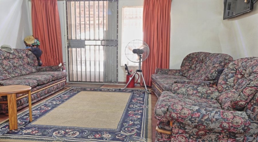 3 Bedroom Property for Sale in Marloth Park Mpumalanga