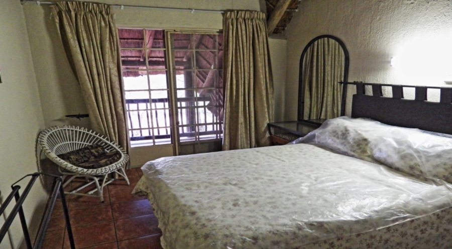 9 Bedroom Property for Sale in Marloth Park Mpumalanga