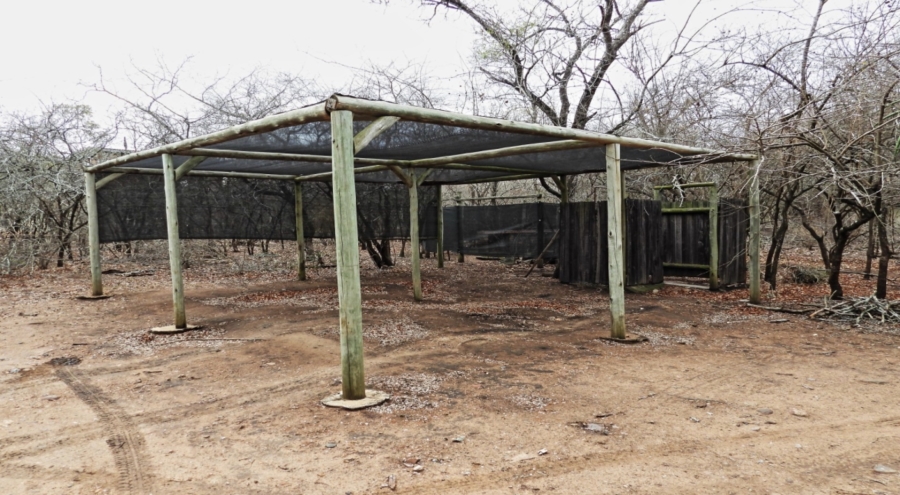 9 Bedroom Property for Sale in Marloth Park Mpumalanga