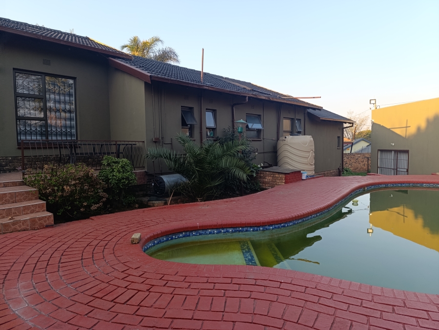 4 Bedroom Property for Sale in Die Heuwel Ext 1 Mpumalanga