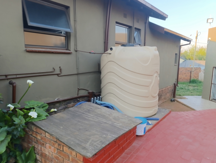 4 Bedroom Property for Sale in Die Heuwel Ext 1 Mpumalanga