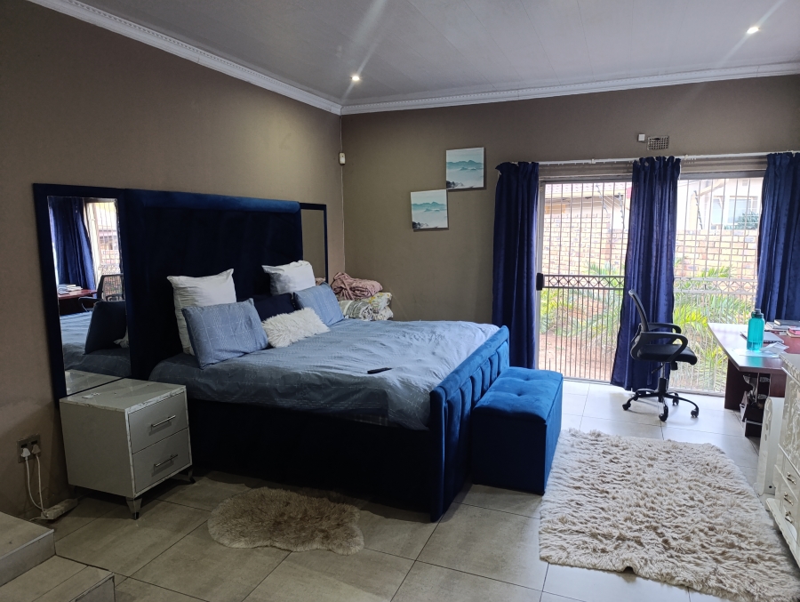 4 Bedroom Property for Sale in Die Heuwel Ext 1 Mpumalanga