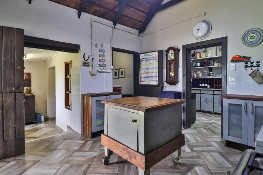 7 Bedroom Property for Sale in White River Mpumalanga