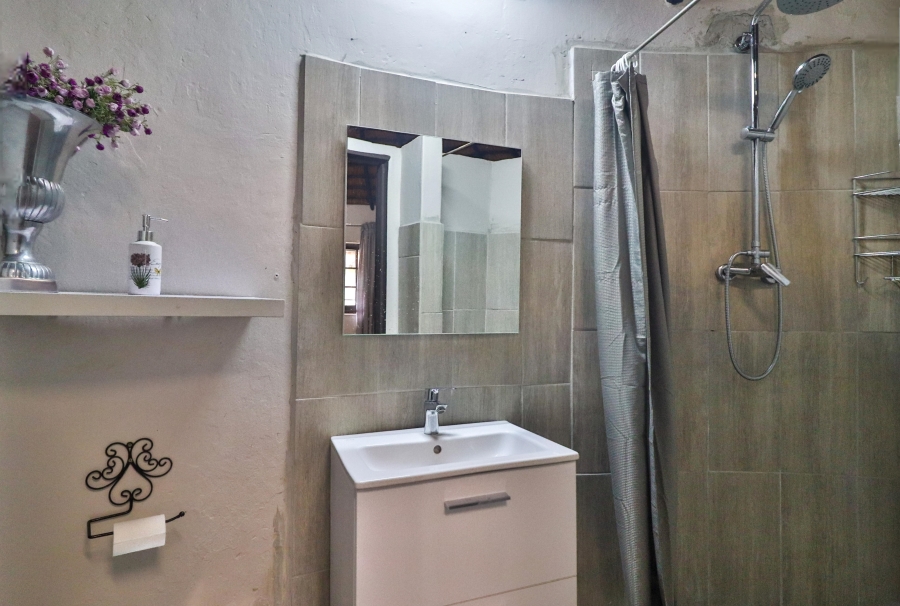 7 Bedroom Property for Sale in White River Mpumalanga