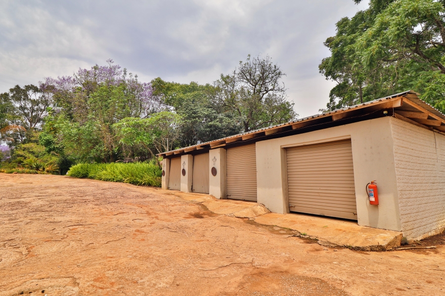 7 Bedroom Property for Sale in White River Mpumalanga