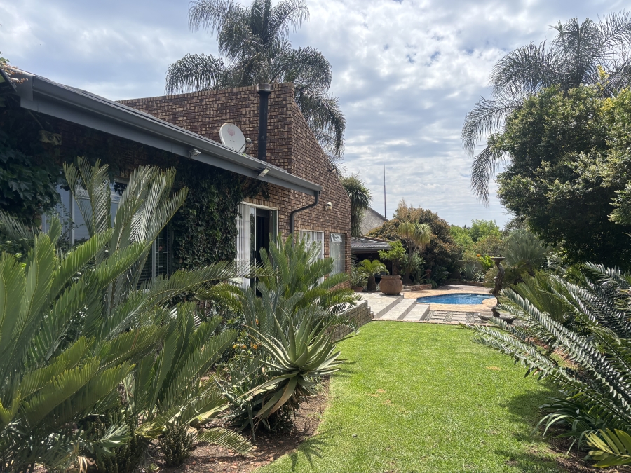 5 Bedroom Property for Sale in Reyno Ridge Mpumalanga