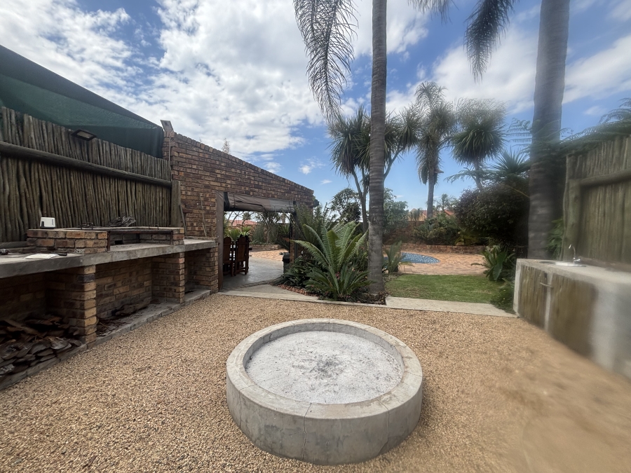 5 Bedroom Property for Sale in Reyno Ridge Mpumalanga