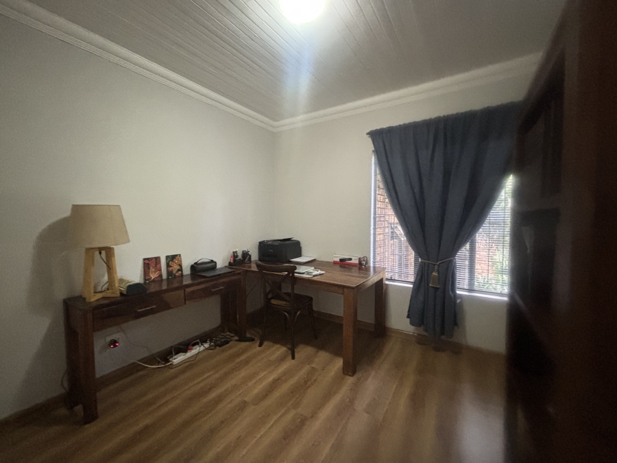 5 Bedroom Property for Sale in Reyno Ridge Mpumalanga