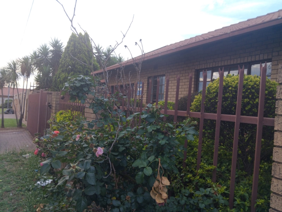 2 Bedroom Property for Sale in Reyno Ridge Mpumalanga