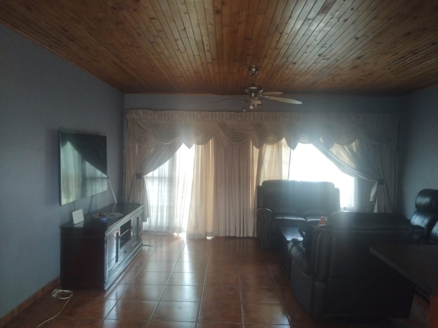 2 Bedroom Property for Sale in Reyno Ridge Mpumalanga
