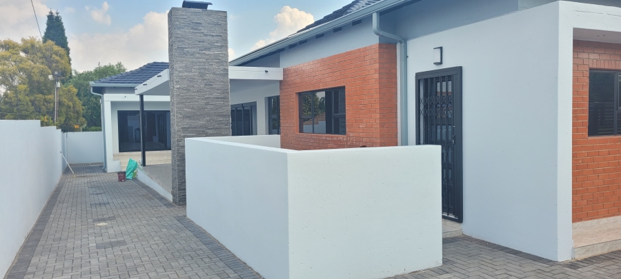 5 Bedroom Property for Sale in Aerorand Mpumalanga
