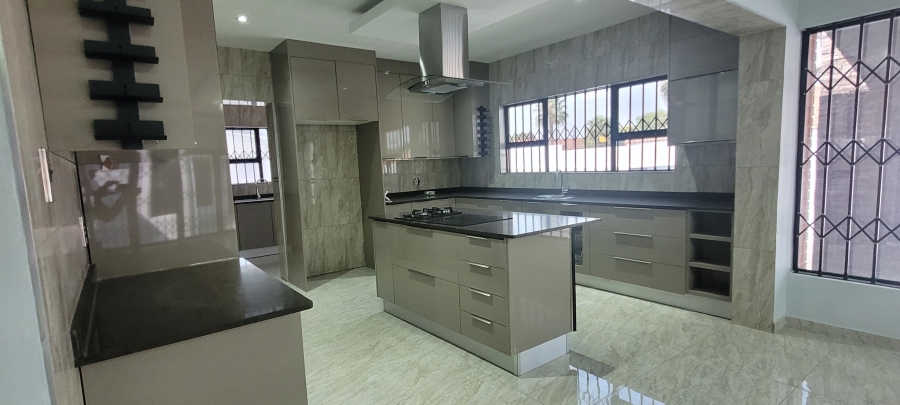 5 Bedroom Property for Sale in Aerorand Mpumalanga