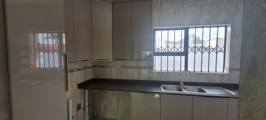 5 Bedroom Property for Sale in Aerorand Mpumalanga