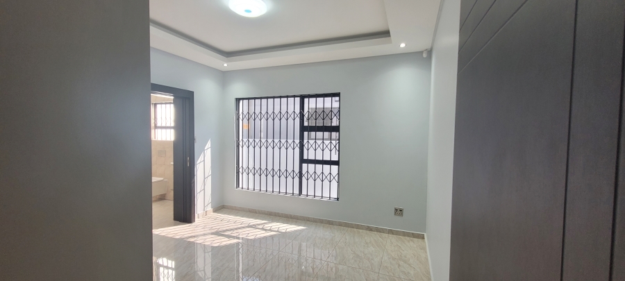 5 Bedroom Property for Sale in Aerorand Mpumalanga