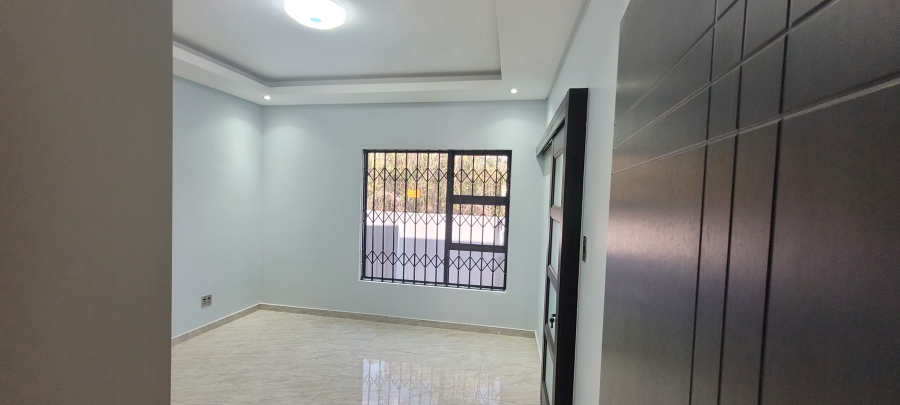 5 Bedroom Property for Sale in Aerorand Mpumalanga