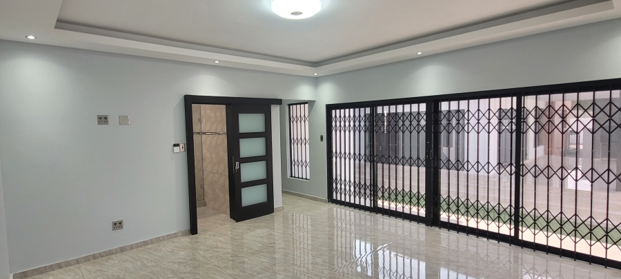 5 Bedroom Property for Sale in Aerorand Mpumalanga