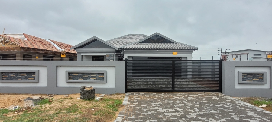 4 Bedroom Property for Sale in Aerorand Mpumalanga