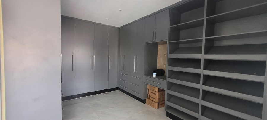 4 Bedroom Property for Sale in Aerorand Mpumalanga